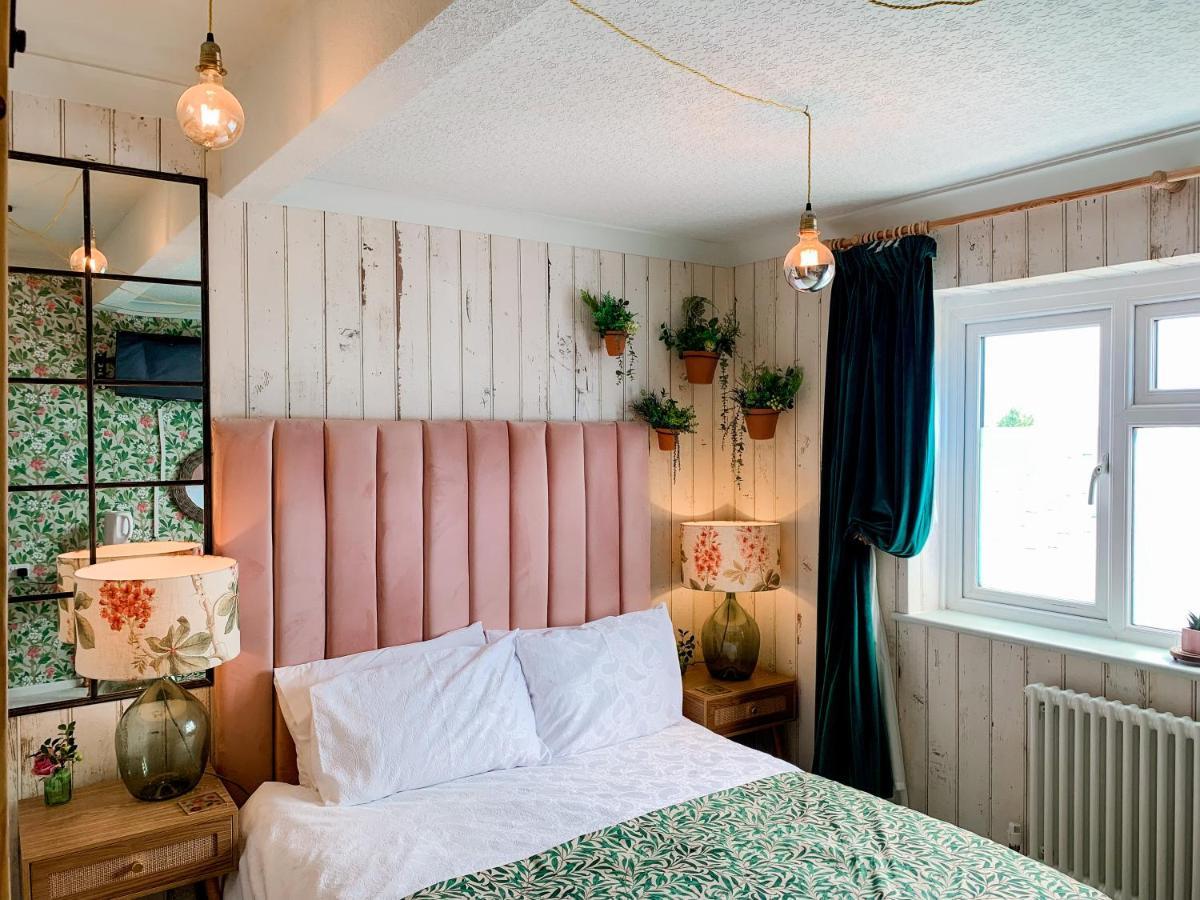 The Townhouse 101 Bed and Breakfast Sandown Eksteriør billede